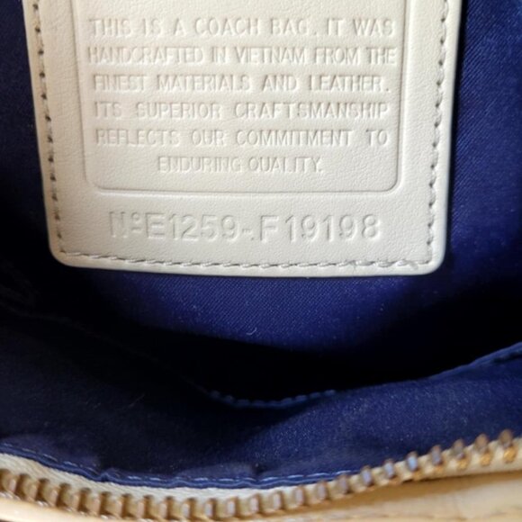 Coach Cream Patent Leather Signature C Stitched Shoulder/Handbag Purse - F19198 - Picture 5 of 5